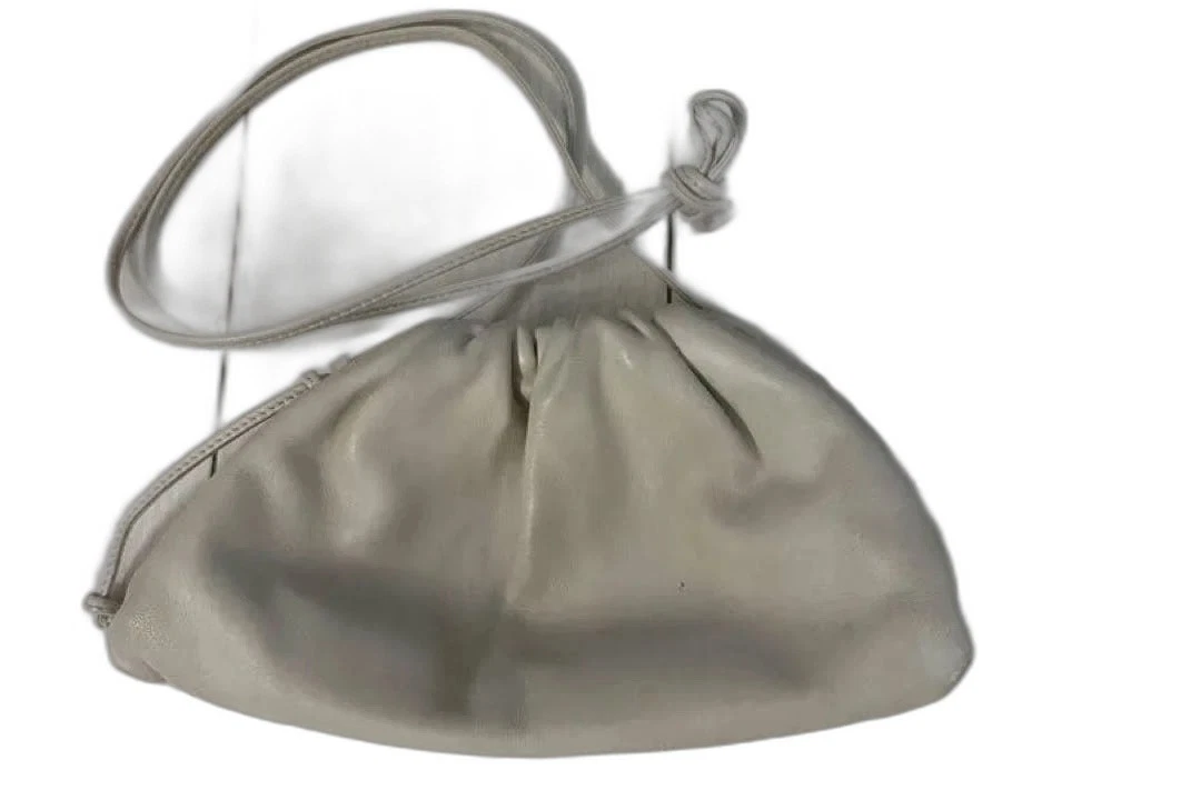 Bottega Veneta — BOTTEGA VENETA The Pouch Shoulder Bag - Ivory Leather - Pre-Owned Fair (JP)