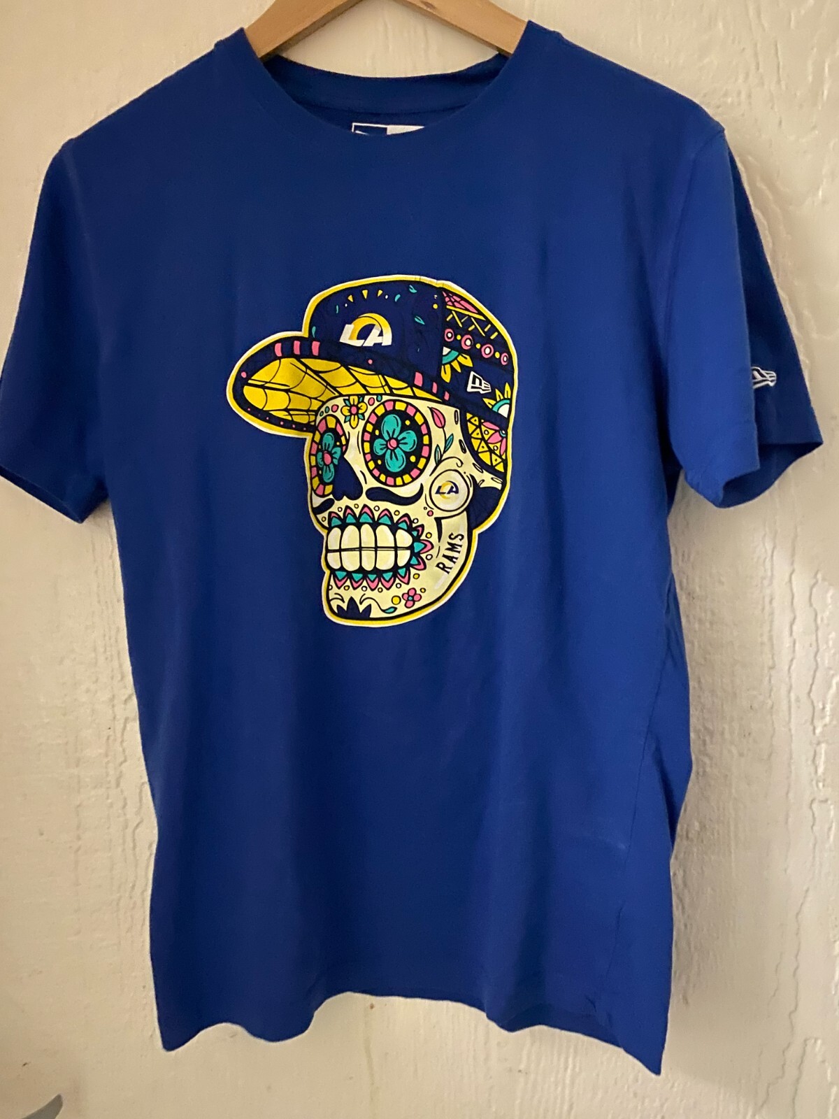 Picture 1 of 4