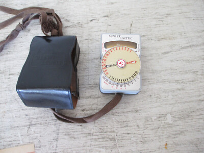 Showa Koden Sunset Unittic Auto-Guide Model 31 Exposure/Light Meter Leather Case