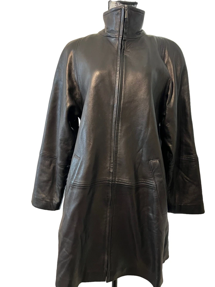 LNR By La Nouvelle Renaissance Black Leather Women's Walking Vintage Coat Size M - Image 2 of 4