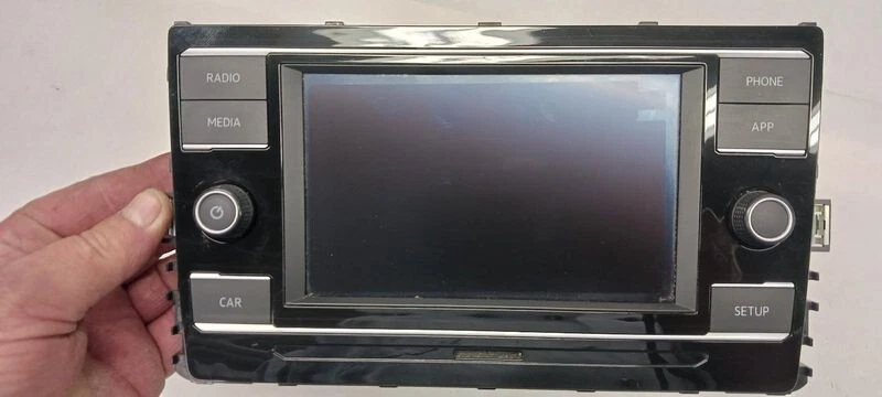 2018-2020 Volkswagen Tiguan Radio Receiver Am Fm Cd Player w/ 6.5" Display OEM - Image 2 of 4