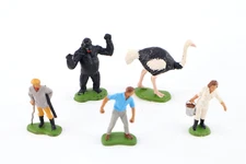 Vtg Britains LTD Gorilla Ostrich Safari Hunter Plastic Figure England 1970s Lot