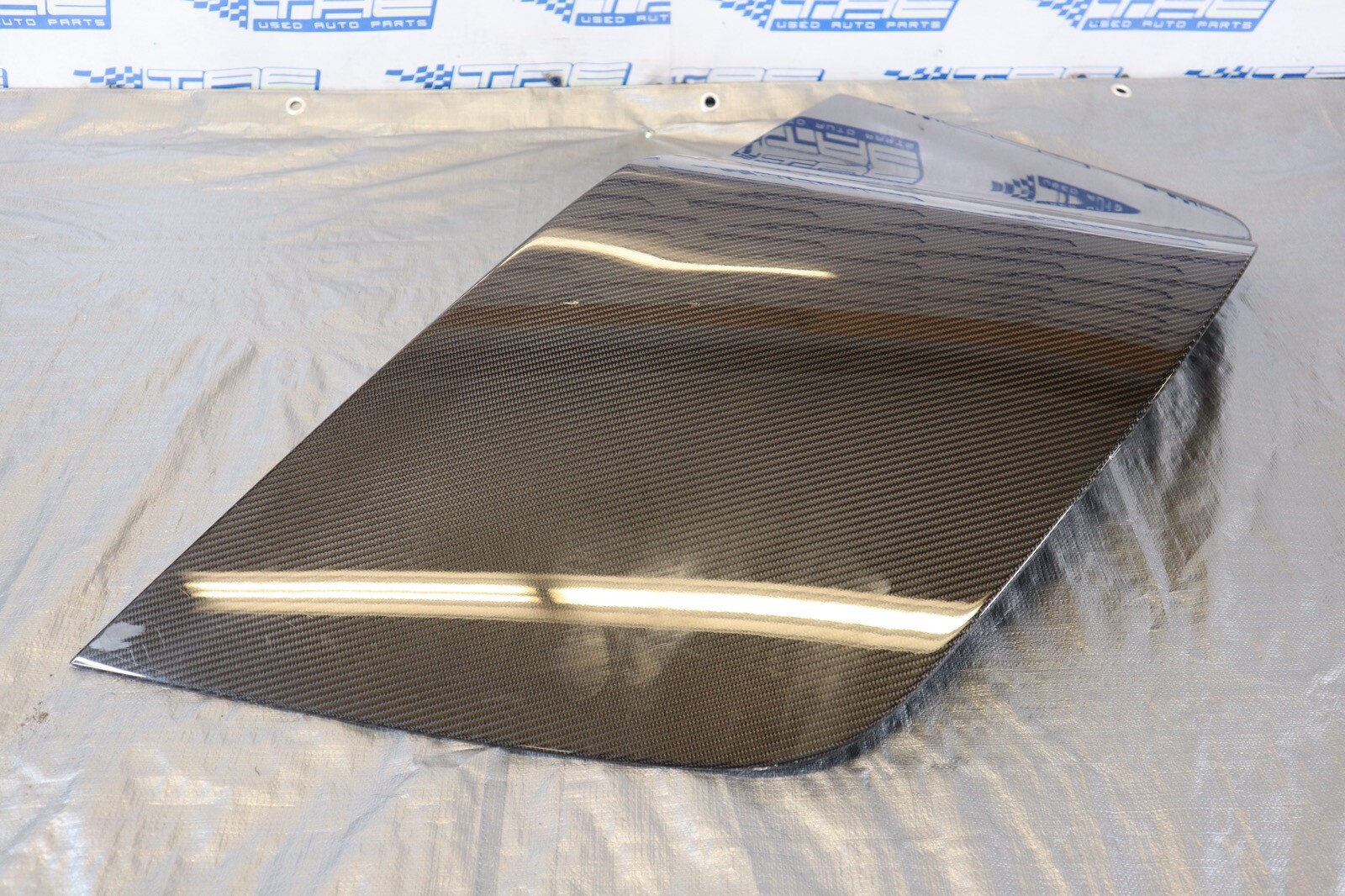 2014 AUDI R8 V8 QUATTRO AWD OEM CARBON FIBER RH EXTERIOR COVER PANEL *SCRATCHES*