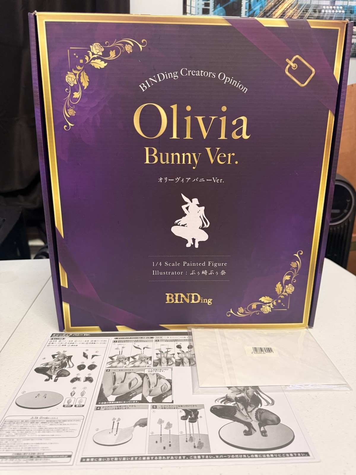 BINDing Olivia Bunny ver. 1/4 Figure w/Postcard