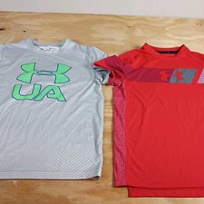 Under Armour Boys Lot 2 Shirts Youth Medium YMD Graphic T-Shirt Gray Red Active