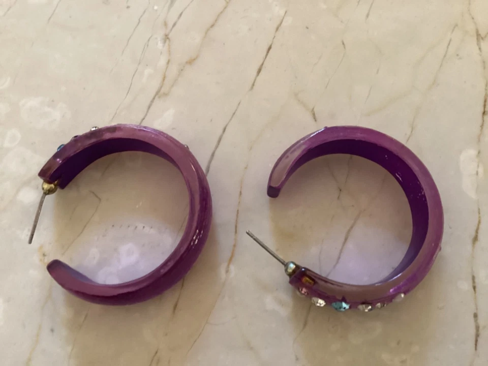 Amethyst Purple  Classic Hoops | Vintage Lucite Hoop Earrings  with crysrals - Image 3 of 4