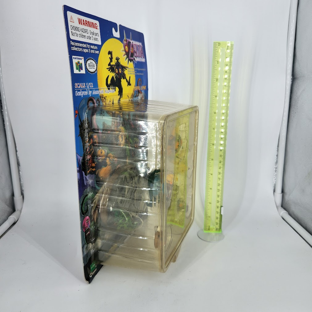 Legend of Zelda Majoras Mask Action Figure 2001 EPOCH Deku Link