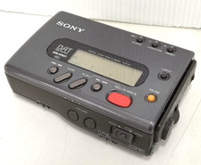 Sony TCD-D8 JUNK Portable DAT Recorder Digital Audio Tape Corder JUNK For parts