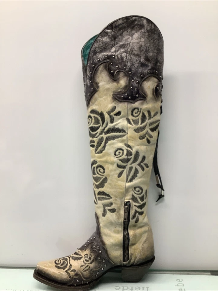 Botas Corral Rosa Bordadas Western Sobre la Rodilla Botas Mujer 6M Usadas. Foto 3 de 4