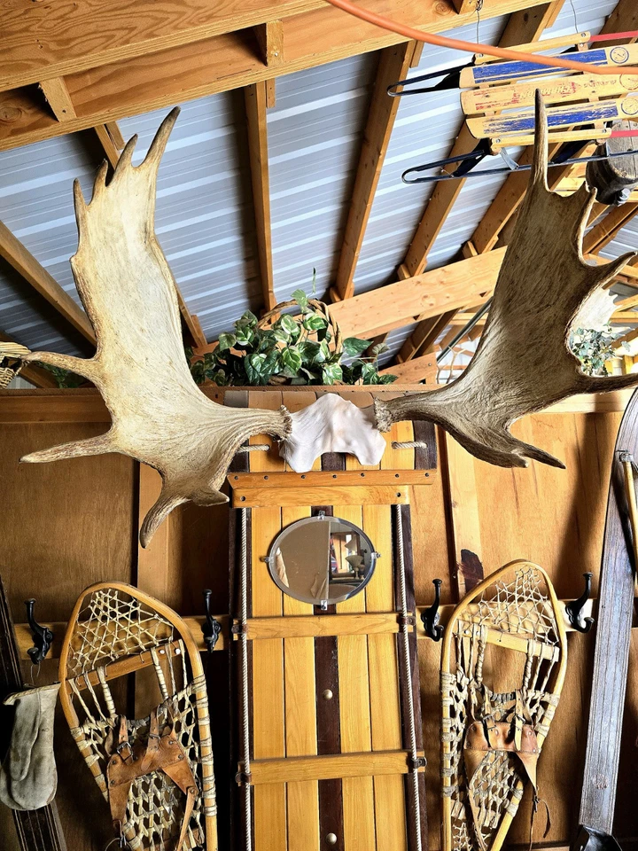 Árbol de salón Country Lodge hecho a mano Foto 3 de 4