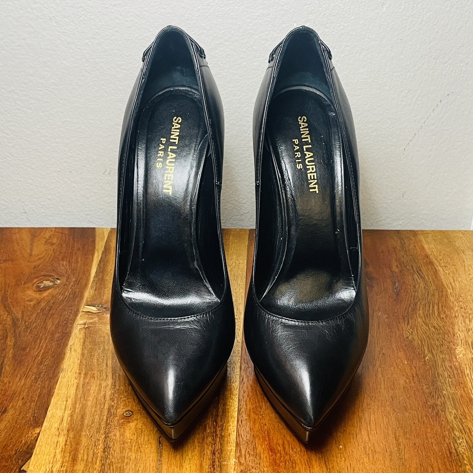 SAINT LAURENT Paris decolte stringate Janis in pelle nera a punta taglia 38 5 EU