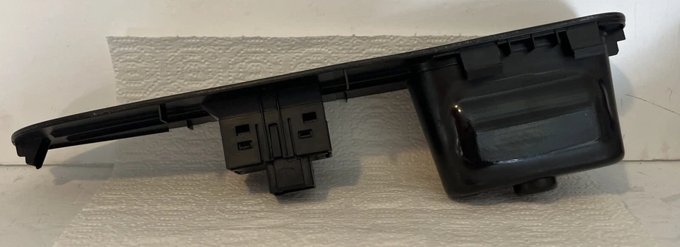 2011 Mercury Mariner Left front window switch w/ bezel #8L8T-14529-ABW - Image 3 of 4