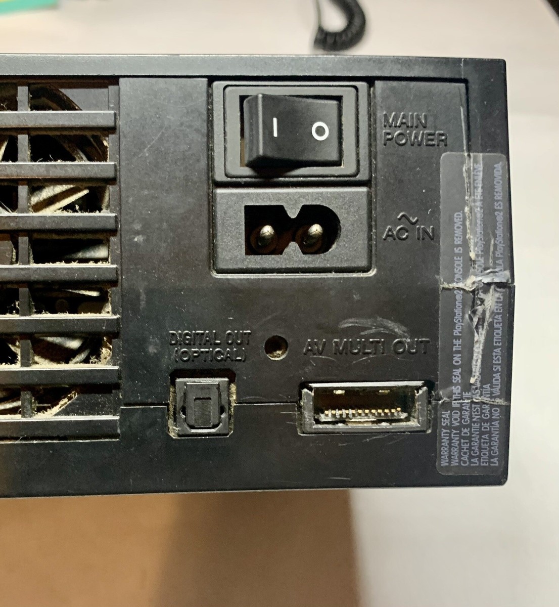 ジャンク品／SCPH30001R 北米版プレイステーション２本体 ジャンク品／SCPH30001R 北米版プレイステーション2本体の通販