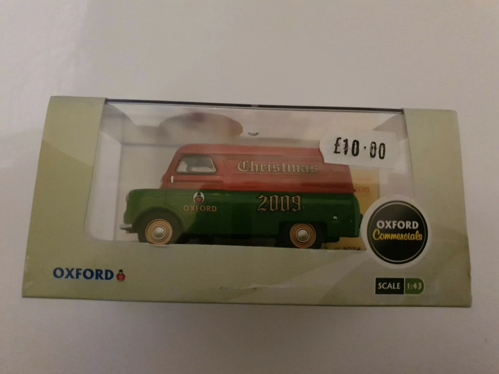 VANS Oxford pressofuso 1:76 Natale 2009 Bedford Van