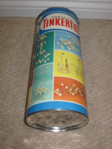 Vintage "The Original" Tinkertoy Construction Set Early 1970's w/ instructions - Picture 8 of 8
