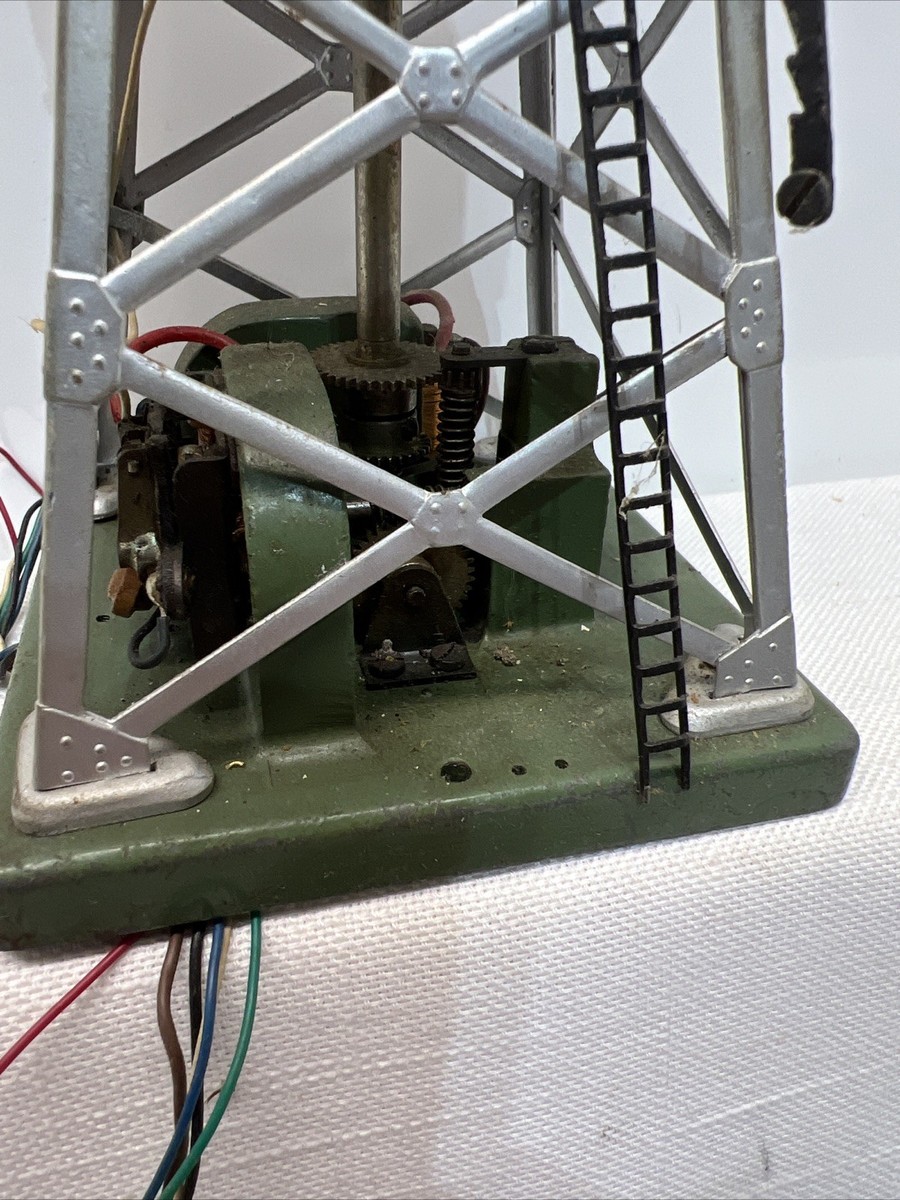 メルクリンHOゲージ　7051？クレーン　可動品 Märklin 7051 H0 Electric Crane Metal With Flaws for sale