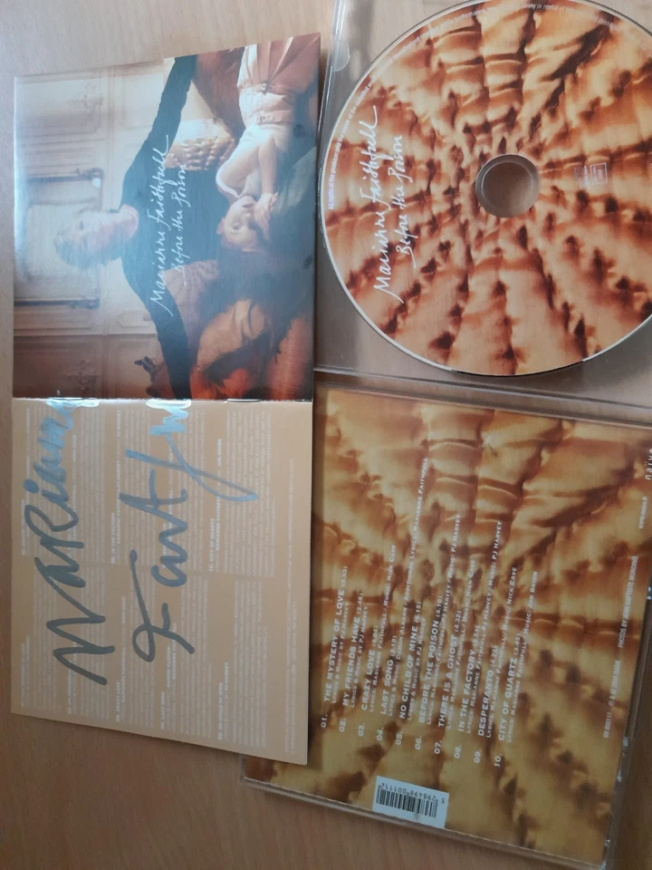 Marianne Faithfull autograph cd signed live concert collectors - Photo 1/1