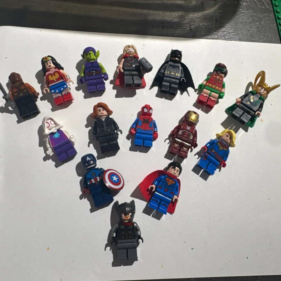 Lego Hero Lot Of 15.  Batman, Thor, Superman/Woman, Spider Man - Image 2 of 4