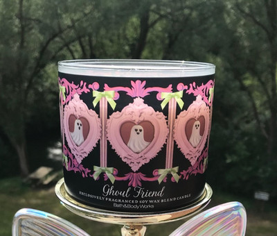 Bath & Body Works GHOUL FRIEND 3-Wick Candle (Candle Pedestal Sold Separately)