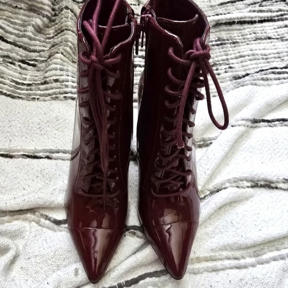 Elegantes botas de aguja con cordones borgoña Aldo Foto 4 de 4