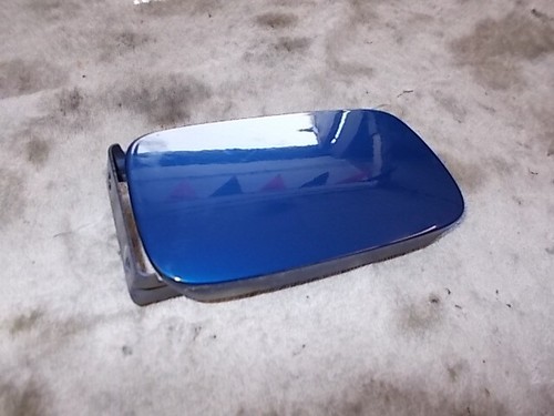 Mercedes R170 SLK  Tankklappe Tankdeckel schöner Zustand  Farbe 352 linarithblau