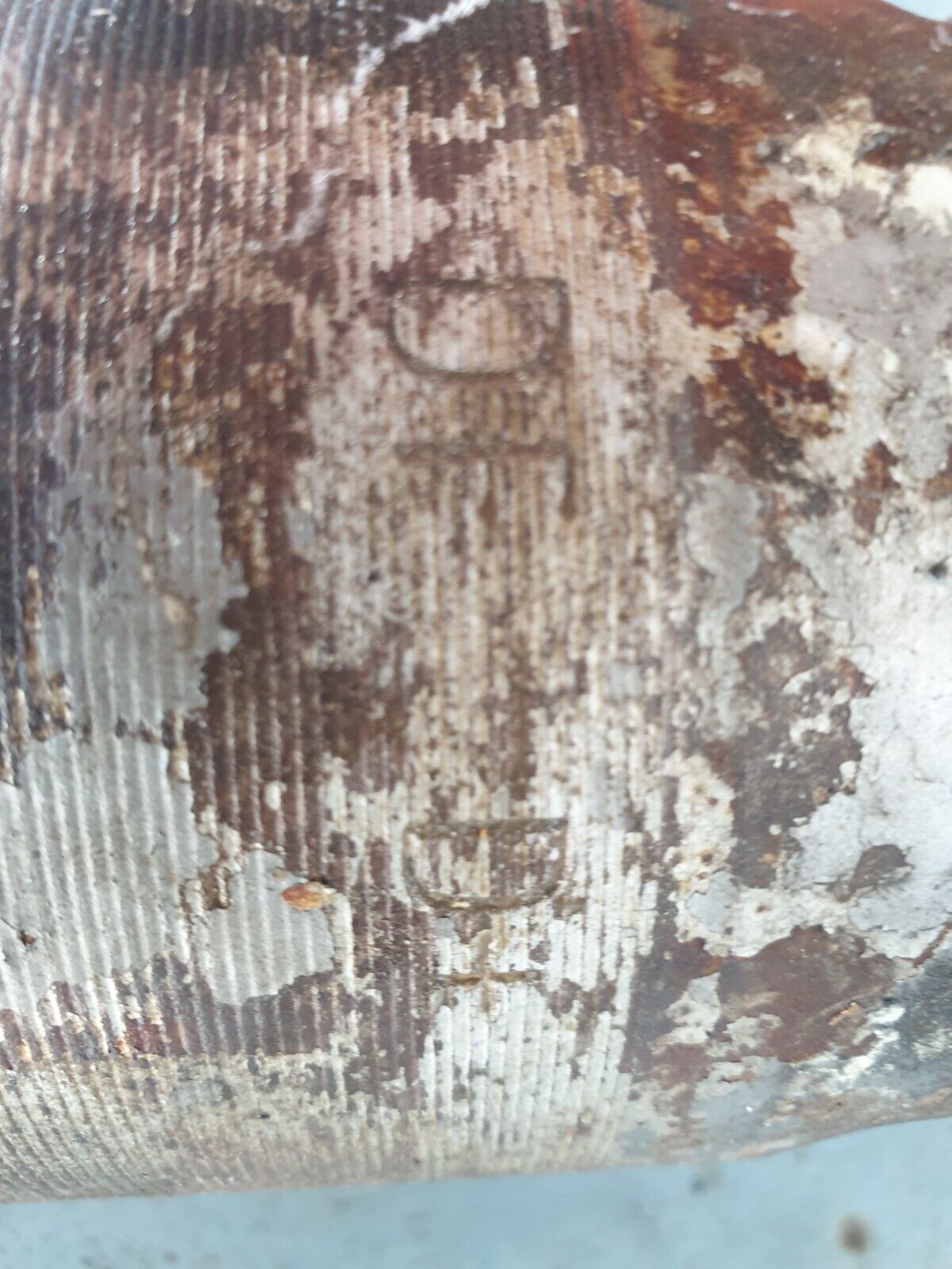 Picture 4 of 9