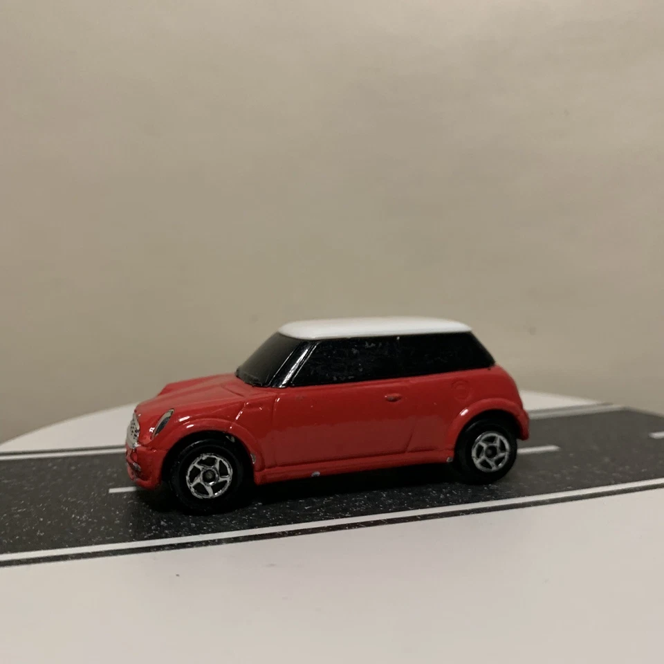 2013 Majorette BMW AG New Mini Cooper Red w/White Roof 1/58 - As-Pictured - Image 2 of 4