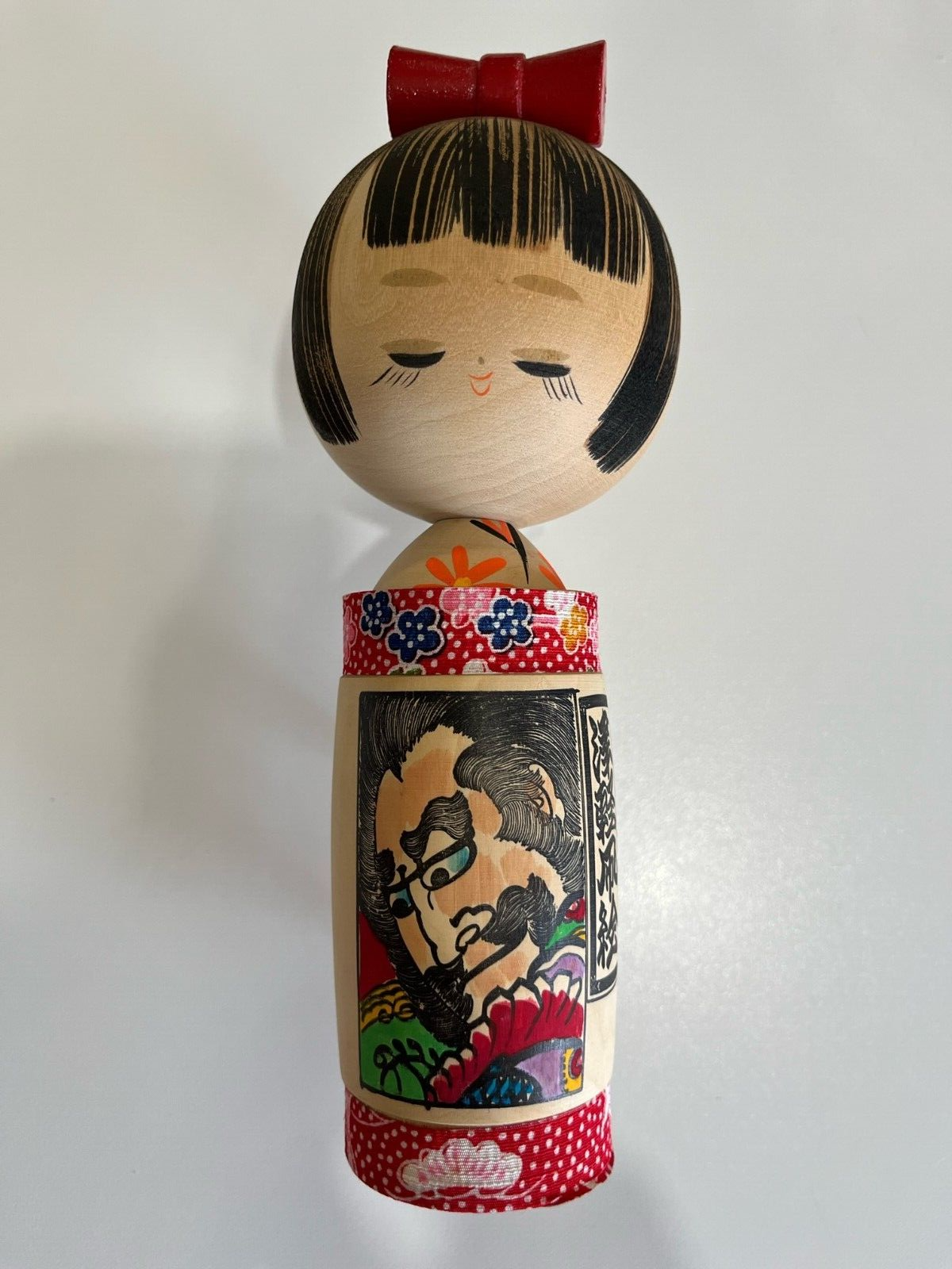 Kokeshi Pequena Boneca Tradicional Kawaii Garota Japonesa Em