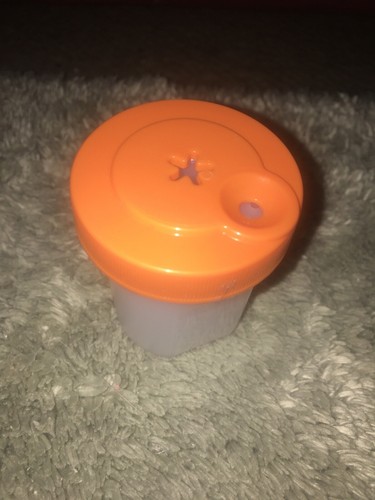 TUPPERWARE - NEW MINI MODULAR mates ROUND SALT & PEPPER SHAKERS-purse size - Bild 3 von 24