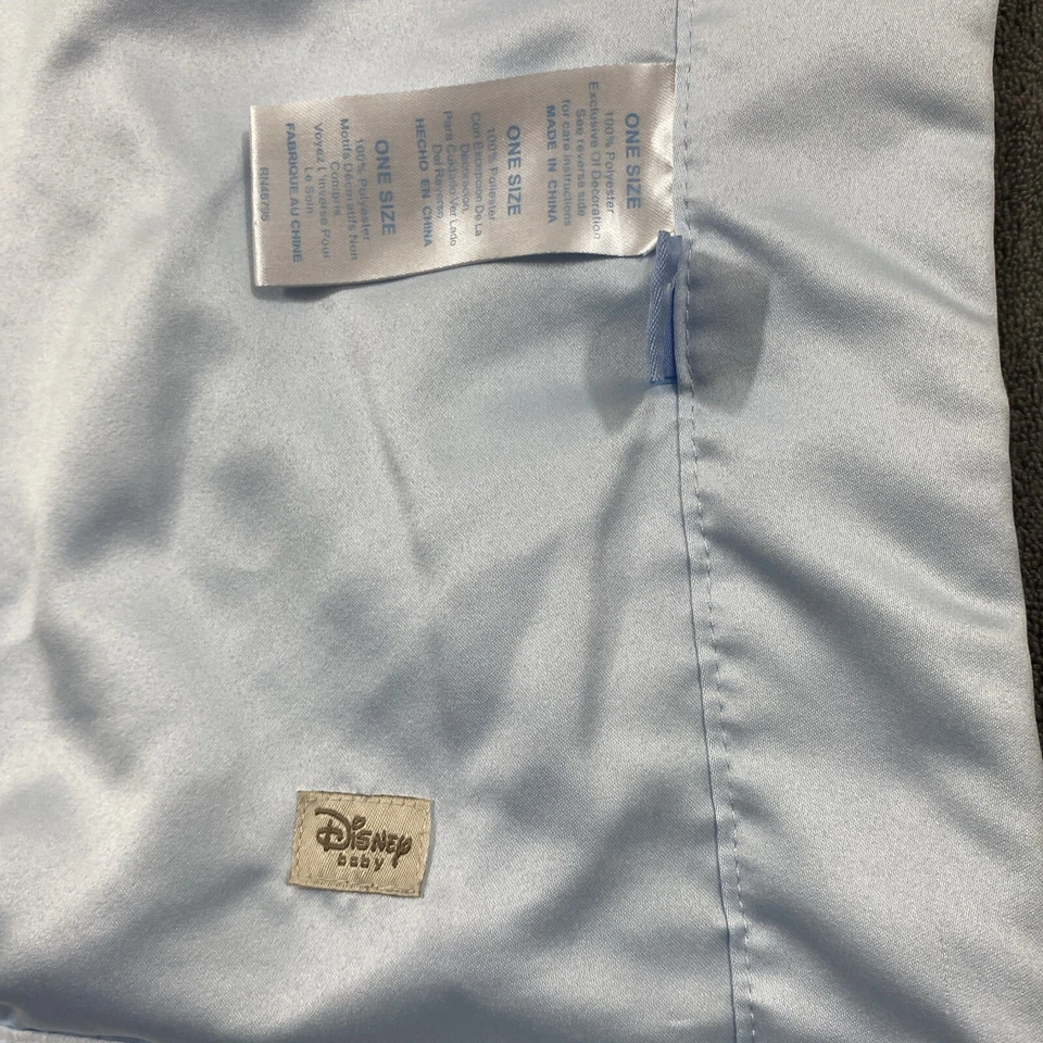 Manta bebé azul Tigger Pooh ribete satinado y espalda satinada Lovey de Disney Foto 4 de 4