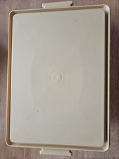 Tupperware Harvest Gold 9 X 13 Cake Carrier 622-5 No HANDLE