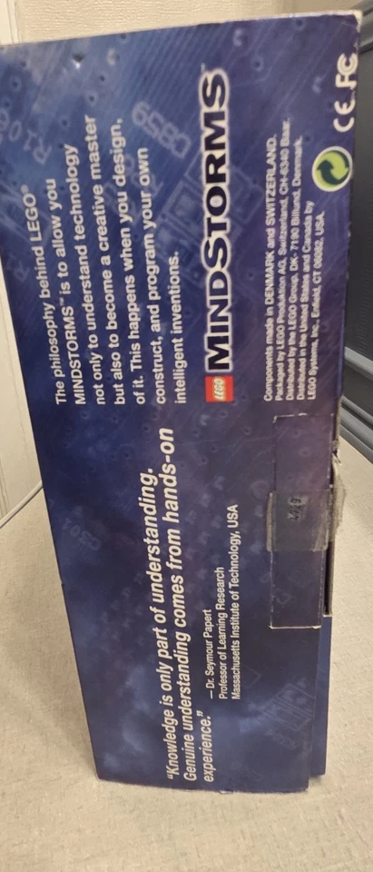 LEGO Mindstorms RCX 9747 Robotics Invention System 1.5 + Ultimate Accessory Set - Image 4 of 4