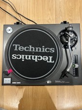 Technics SL-1210MK2 Direct Drive DJ Turntable, Pitch +/-8%, Black, Dust Cover