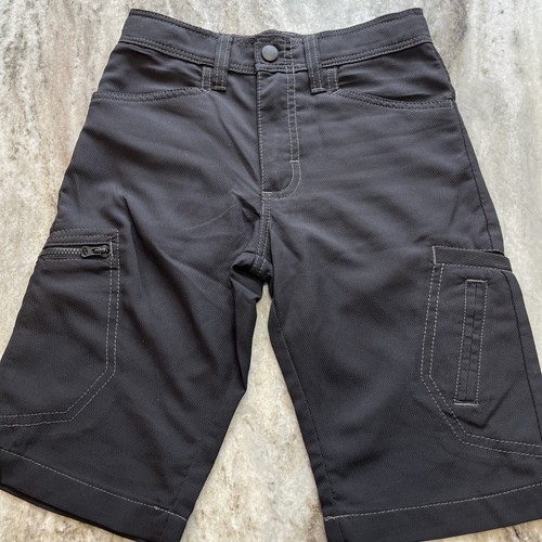 Lot of 2 Boys Lee Cargo Shorts Size 7 with adjustable waistband - Picture 2 of 7