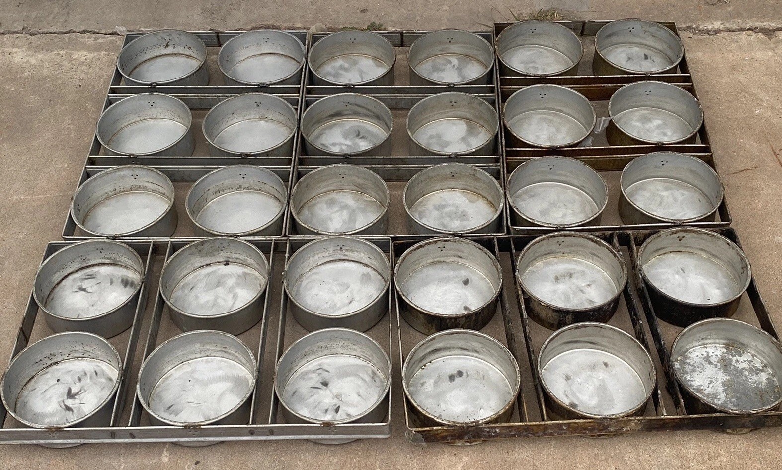 Lot of 5 Bakery Cake Pans 7” Diameter x 2-3/4” Deep Tin Commercial Bakeware