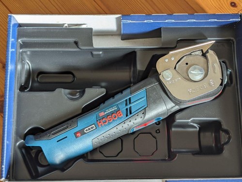 BOSCH GUS10.8V-300H Cordless multi cutter (main body only) New - Picture 3 of 5
