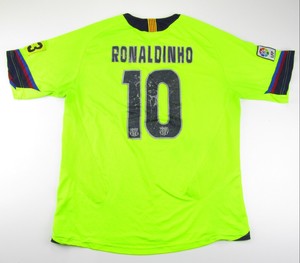 camisa do ronaldinho no barcelona