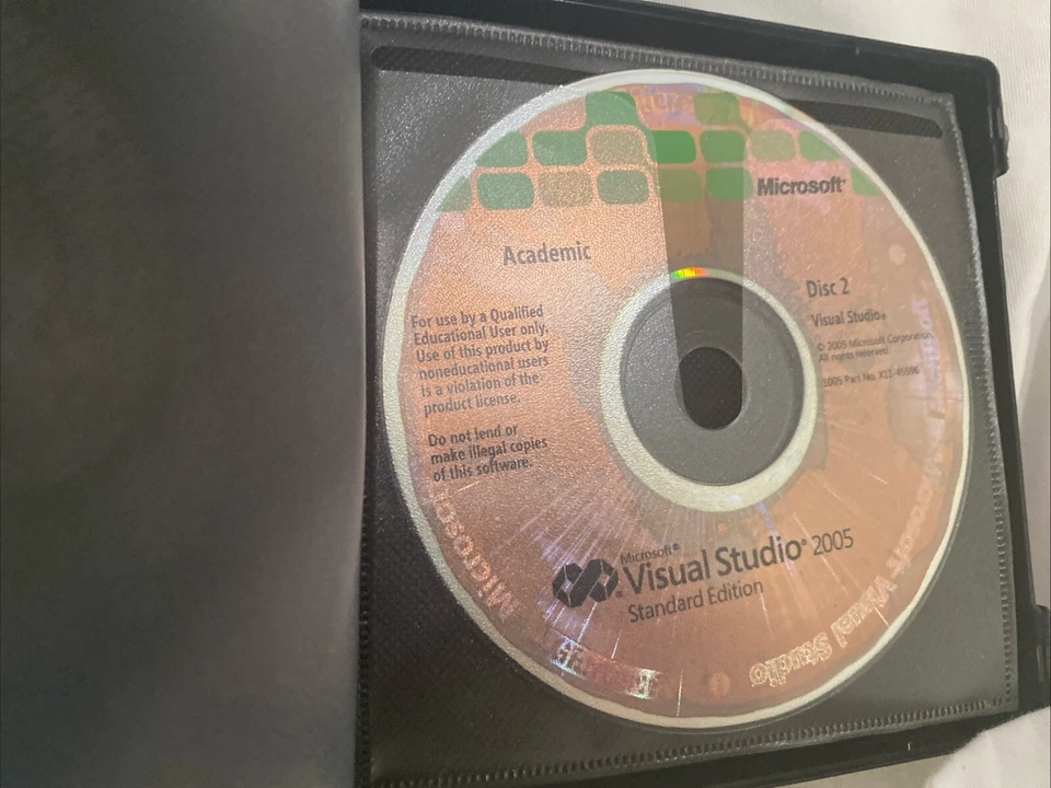 Retail Microsoft Visual Studio 2005 Standard Edition Academic 5 Disc Set W/ Key - Image 3 of 4