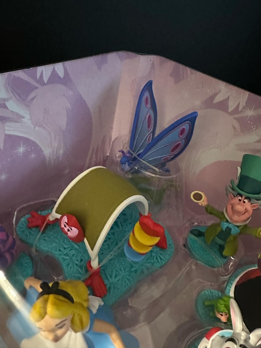 Disney Store Alice In Wonderland 70th Anniversary Deluxe