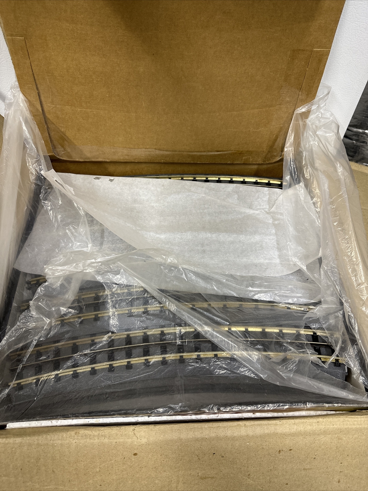 MTH 401082 082 REALTRAX Solid Rail O GAUGE Track FULL CASE QTY 50 eBay