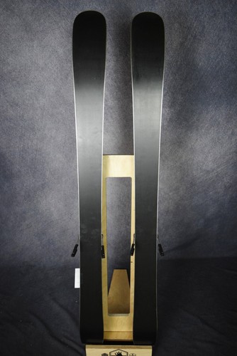 NEW DYNASTAR MENACE 90 SKIS SIZE 140 CM WITH SALOMON BINDINGS - Picture 10 of 10
