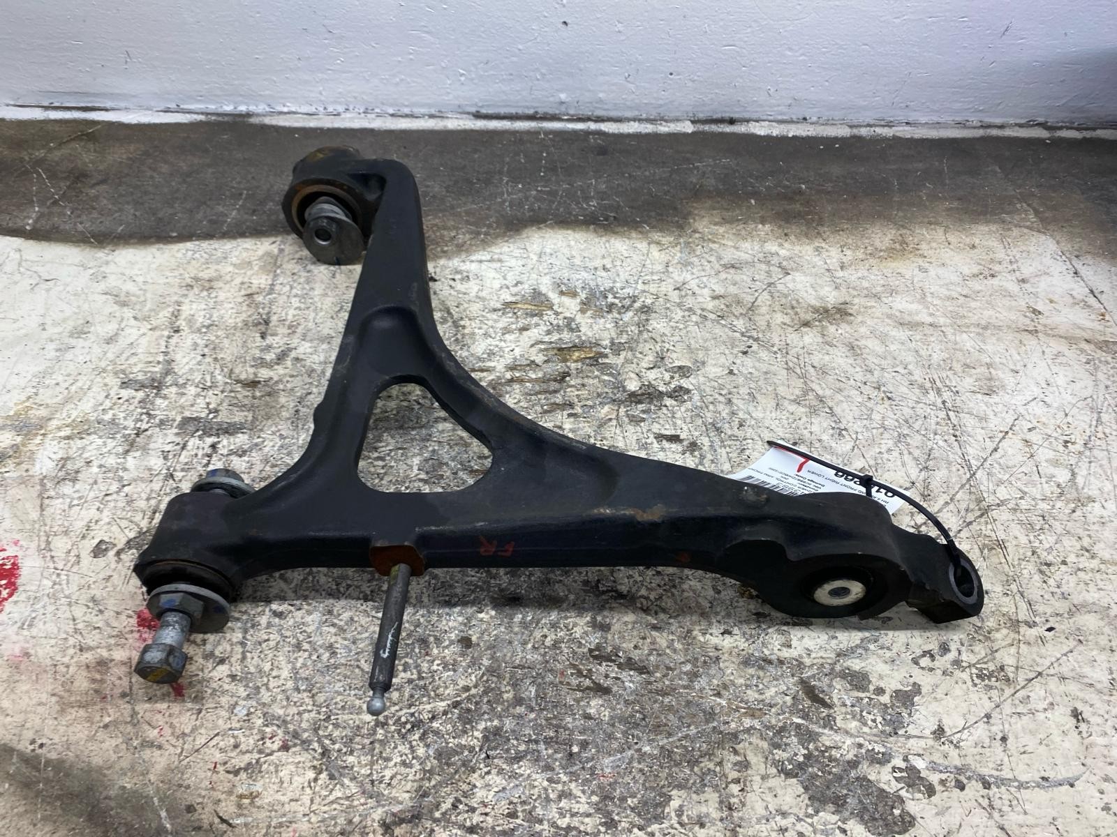 2010 - 2020 BENTLEY MULSANNE OEM 6.8L RWD FRONT RIGHT LOWER ARM 3Y0407166 *26K*