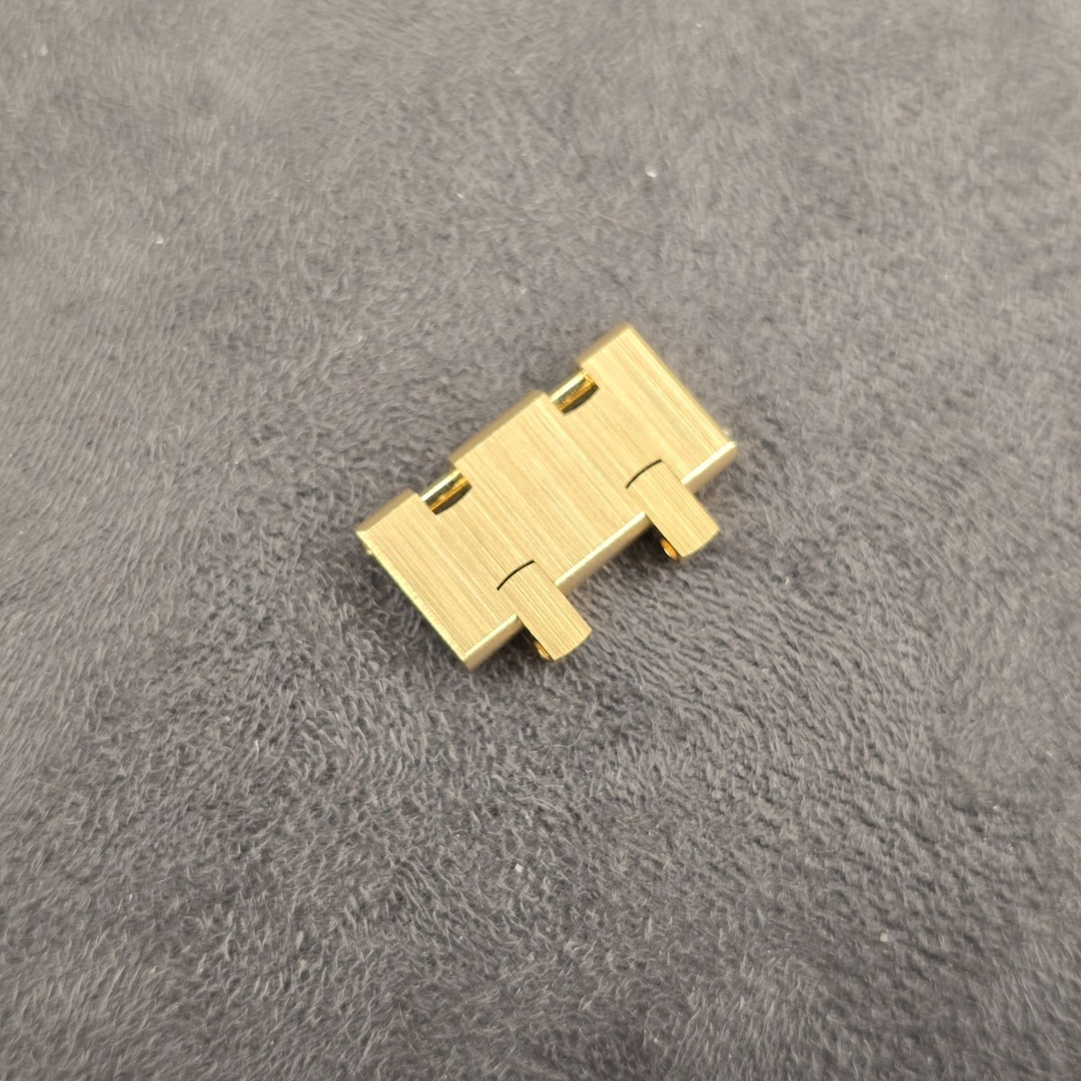 GENUINE AUDEMARS PIGUET 1 AND A HALF 1.5 LINK 18K YELOW GOLD 18MM