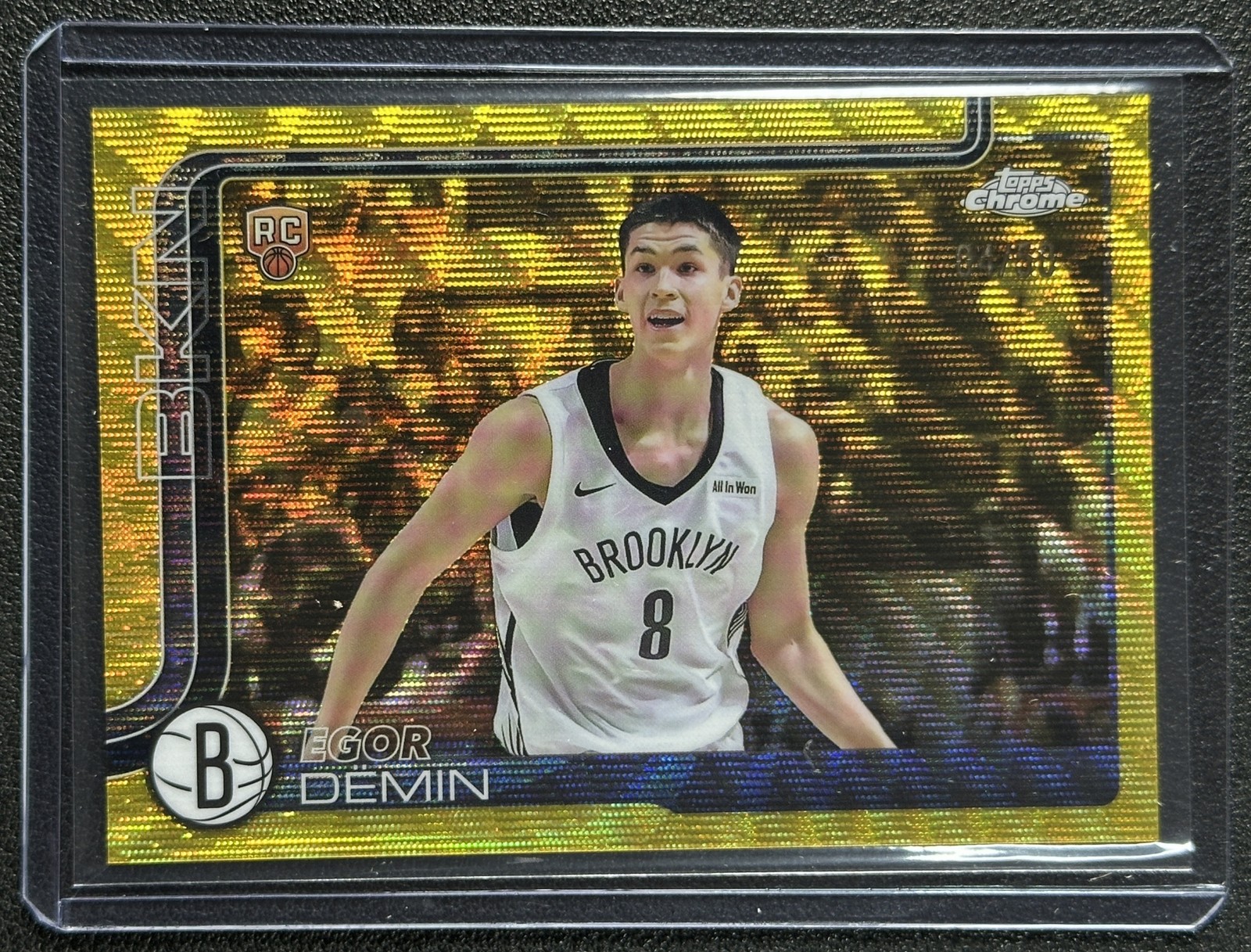 EGOR DEMIN 2025-26 TOPPS CHROME #258 ROOKIE GOLD WAVE REFRACTOR RC 04/50 NETS