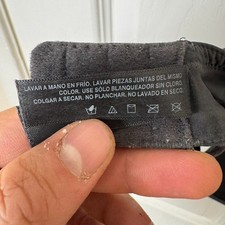 Natori Women's Black Contour T-Shirt Bra Gold Hardware Lace Trim Size 34B