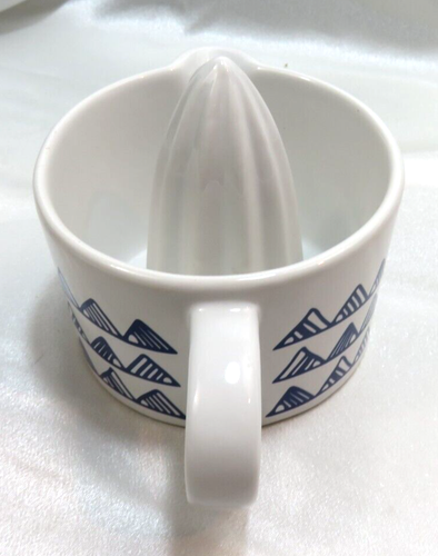 Now Designs Summit Blue Pattern Ceramic Juicer - Picture 5 of 8