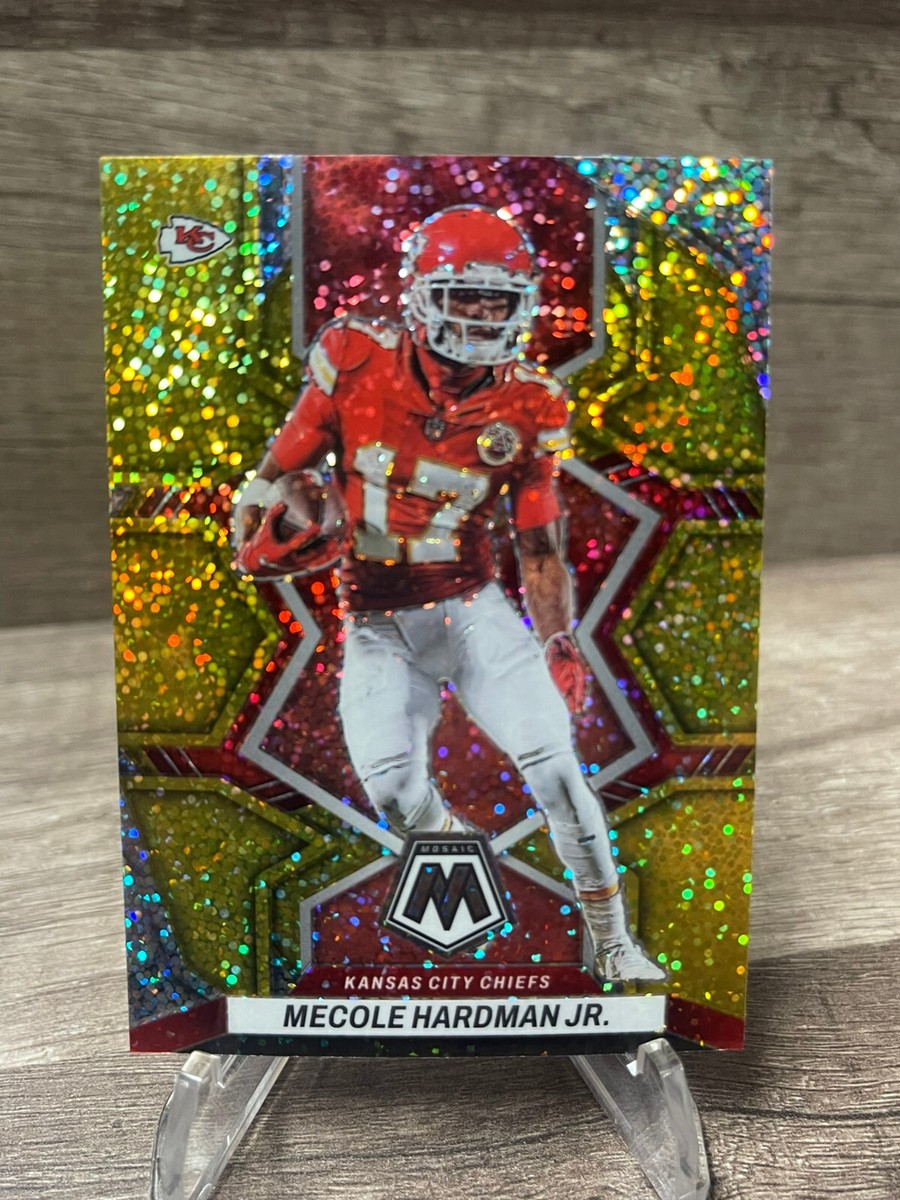 Mecole Hardman Jr 2022 Panini Mosaic Gold Sparkle Prizm #98 TC5694