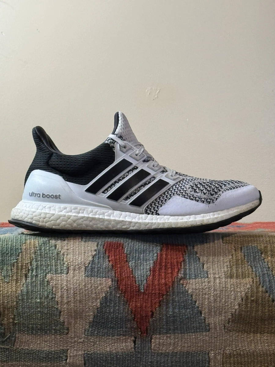 adidas gazelle silver green womens Men's Ultraboost 5X White/White/Black – Tradehome Shoes
