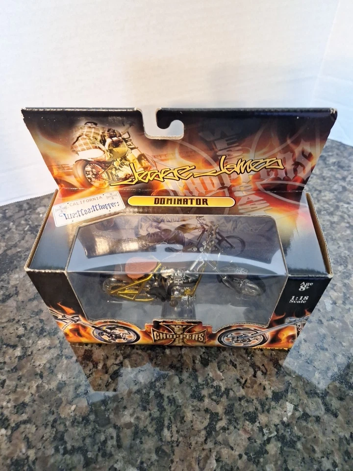 Jesse James West Coast Choppers DOMINATOR JJ04-18-24. 1:18 Scale Die Cast - Image 2 of 4