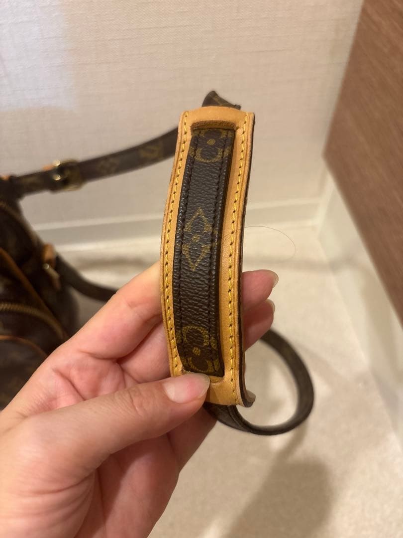 Louis Vuitton Monogram Shoulder Bag — image 3